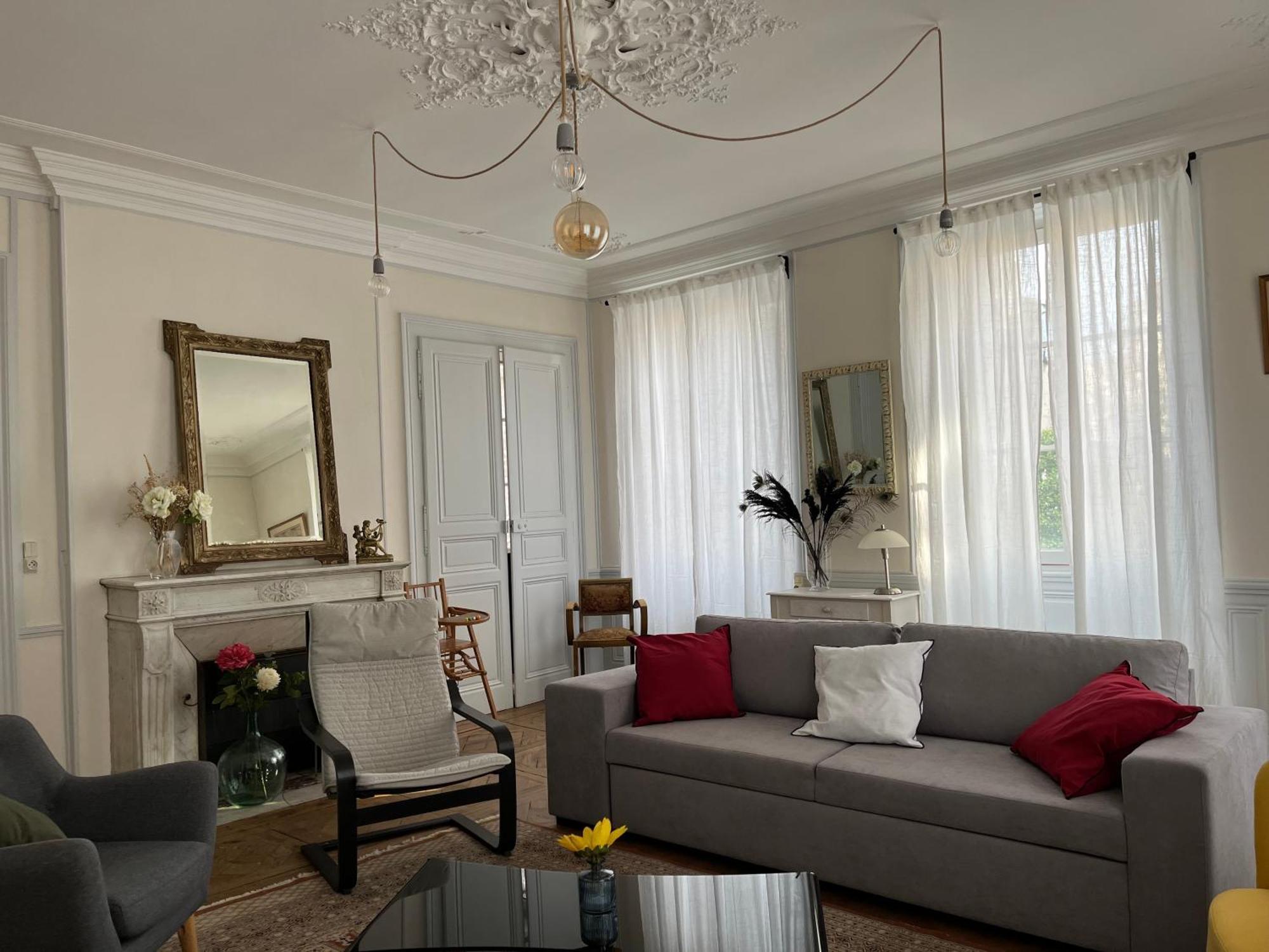 La Villa Louana 1 Appartement 160M2 Sobriete,Elegance En Coeur De Ville Обюссон Экстерьер фото