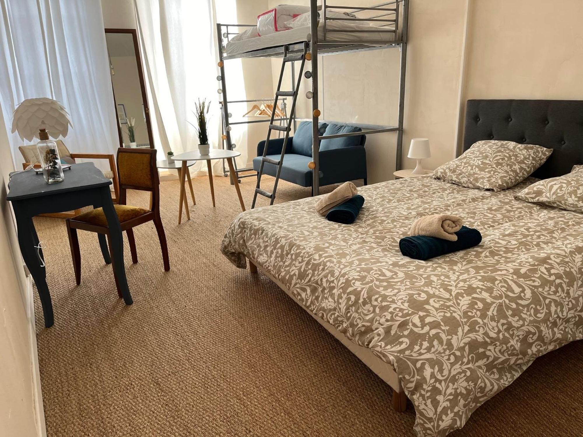 La Villa Louana 1 Appartement 160M2 Sobriete,Elegance En Coeur De Ville Обюссон Экстерьер фото